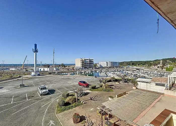 Le Rouget - Proche Du Port Et De La - Parking